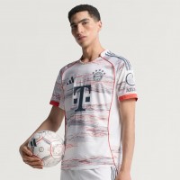 FC Bayern Herren Auswärtstrikot Authentic 25-26