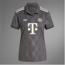 FC Bayern Herren Wiesn Fußballtrikot 2024 FC Bayern Herren Wiesn Fußballtrikot 2024