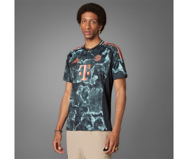 FC Bayern Herren Auswärtstrikot 2024