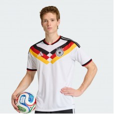 Offizielles Heimtrikot der deutschen Herren für die Fußballnationalmannschaft 2026